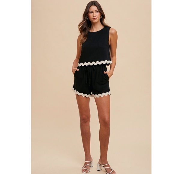 🌞 “The Adrienne"Ric Rac Trim Detailed Top & Shorts Set - Picture 1 of 4